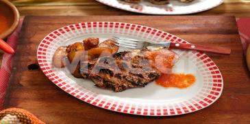 https://www.maggi.sn/sites/default/files/styles/ln_search_recipe_resultdesktop/public/srh_recipes/196f46ca59d524335b787cbe0a9bc550.jpg?itok=HV2nkIGS